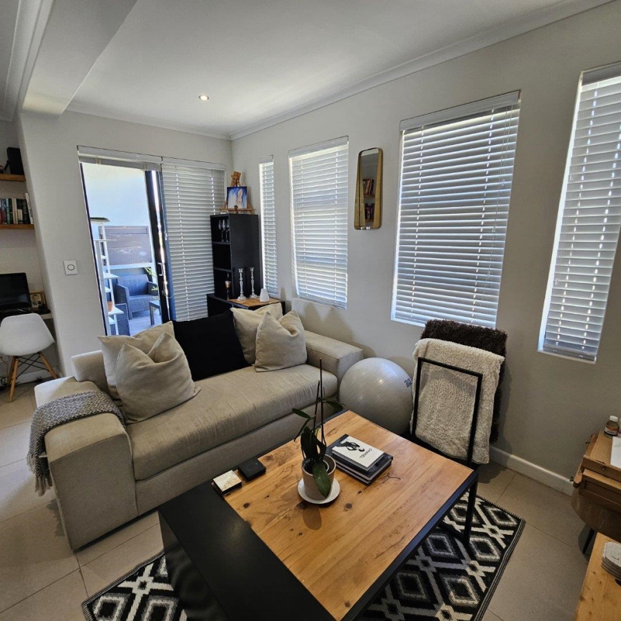 To Let 2 Bedroom Property for Rent in Croydon Western Cape